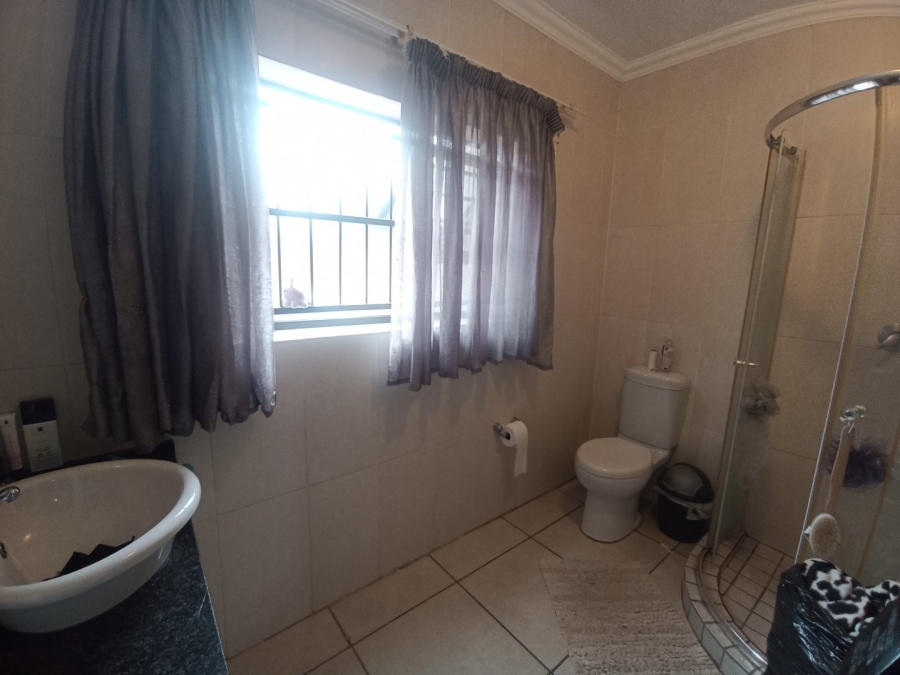 1 Bedroom Property for Sale in Bult West North West
